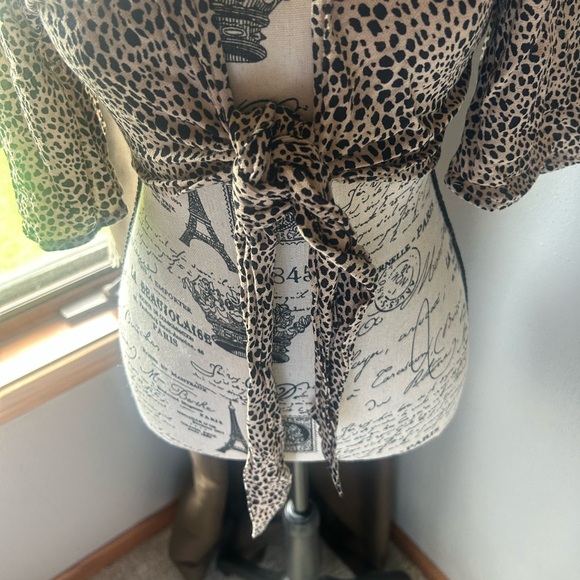 American Eagle Outfitters Cream Wrap Blouse with 3/4 Sleeves - Picture 8 of 8